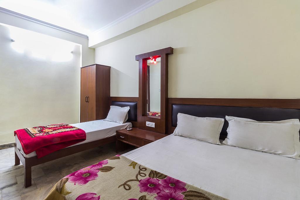 Sahara International Deluxe Hotel นิวเดลี ภายนอก รูปภาพ